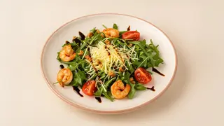 Цезарь с креветками (300г)