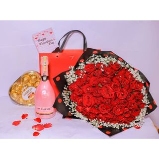 50 Roses With Gypso Jp Chenet, Chocolate,