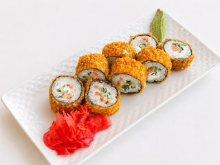 Жареный ролл с семгой (8шт) (280г)