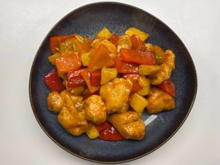 52 Pollo in salsa agrodolce con melograno