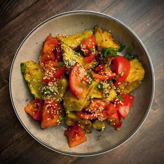 Салат с Хрустящими баклажанами (400г)