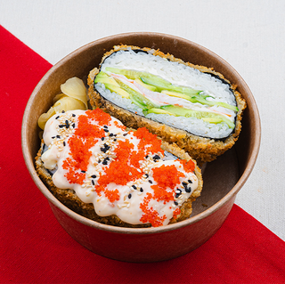 Суши-бургер с креветками (350г)