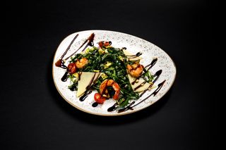 Руккола с креветками (350 г)