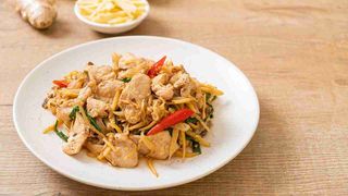 56 Pollo con zenzero