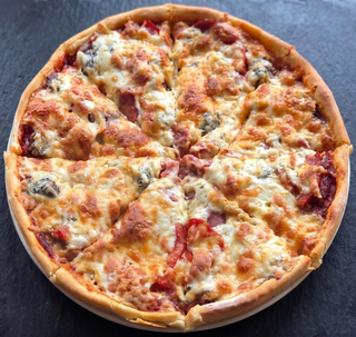 Пицца с курицей и грибами (350г)