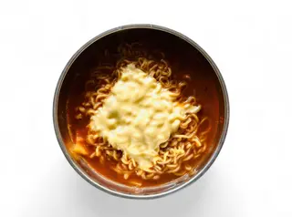Рамен с сыром (450мл)