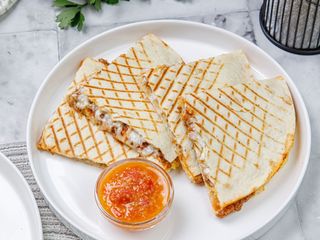 Кесадилья с говядиной (400г)