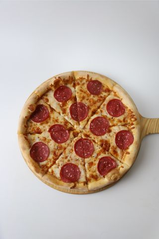 Салями пицца (30см)