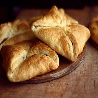 ნახ ფენოვანი ხაჭაპური