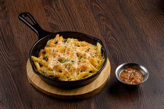 Запеченные макароны с курицей (330г)