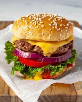 Чизбургер (270г)