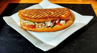 Шаурма с говядиной большая с двойным мясом (550г)