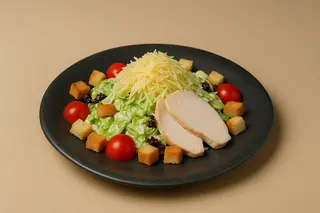 Цезарь с курицей (350г)