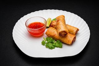 Por pia pak vegetable spring rolls