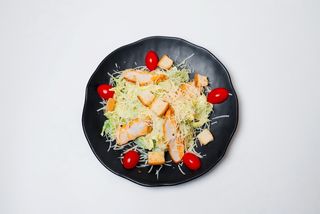 Салат Цезарь (250г)