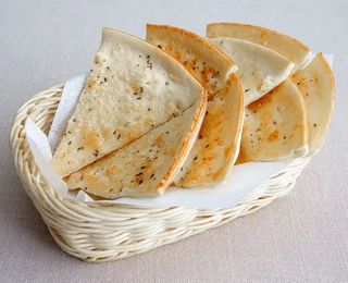 Фокачча с пармезаном (200г)