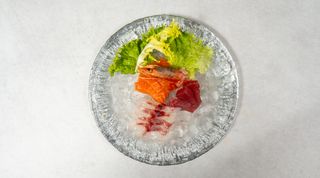 625. Miješani sashimi