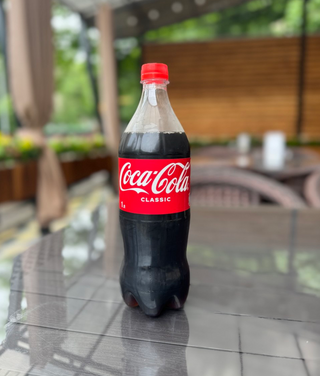 Coca-Cola (1л)