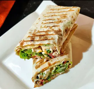 Ролл цезарь большой (600г)
