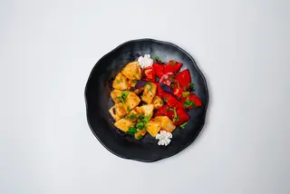 Хрустящие баклажаны с йогуртовой заправкой (250г)