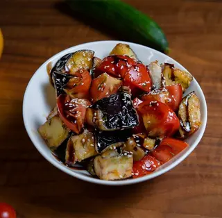 Салат лаззат (200г)