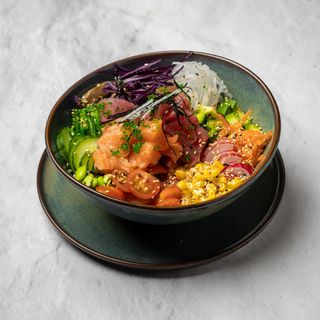 Poke Bowl Sunrise - losos, tuna