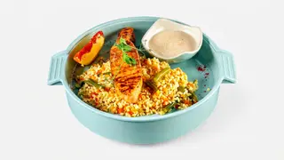 Стейк из лосося с булгуром и овощами (400г)