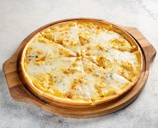 Пицца Quatro formaggi (430г)