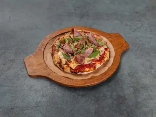 Пицца с уткой (500г)