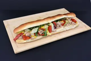 Sendvič Tuna Raketa posno