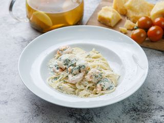Спагетти с гремолатой и креветками (250г)
