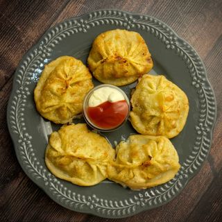 Манты жареные (330г)