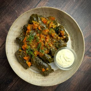 Долма ( 10 шт )(350г)