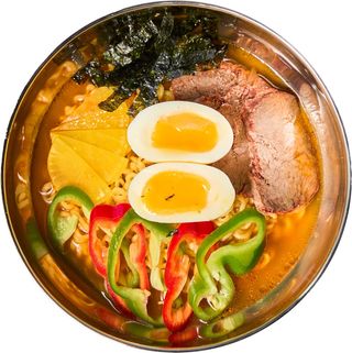 Рамен с говядиной (800г)