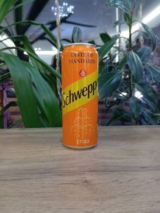 Schweppes mandarin (0.45 л)