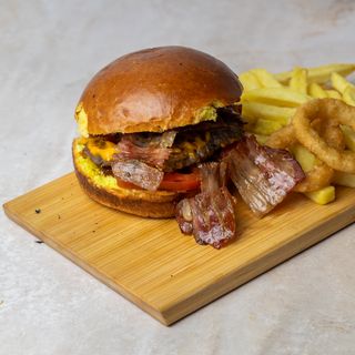 BBQ Bacon Smash burger