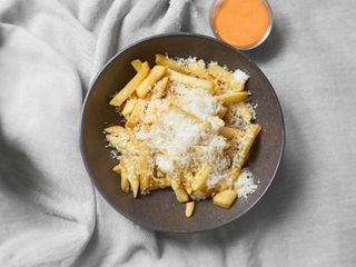 Фри с пармезаном (370г)