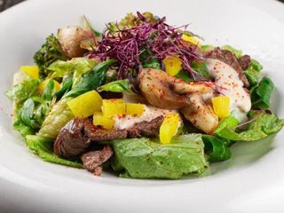 Тёплый салат с мясом и овощами (270г)