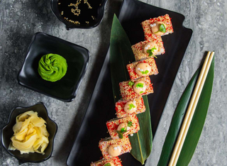 Роллы с креветками Темпура (300г)