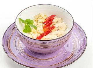 Каша Овсяная С Сезонными Ягодами (100 г)