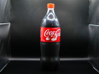 Coca-Cola (1л)