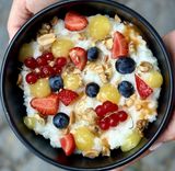 Rice porridge with seasonal fruits/berries