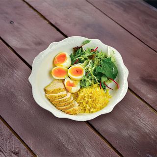Микс зелени с булгуром и куриной грудкой (290г)