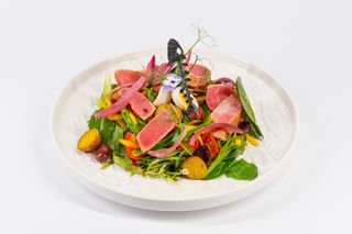 Салат Нисуаз с тунцом (250г)