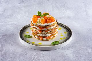 Панкейк с лососем (310г)