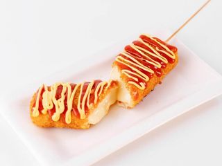 Корн-дог сырный (100г)