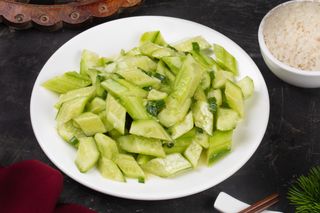 Огурцы с чесноком (250г)