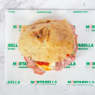Alla Pizzaiola sendvič
