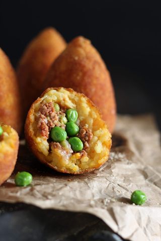 Arancino carne e piselli