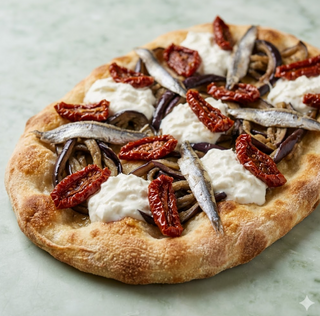 Pinsa acciughe di Sicilia, melanzane a filetti, stracciatella, pomodori secchi